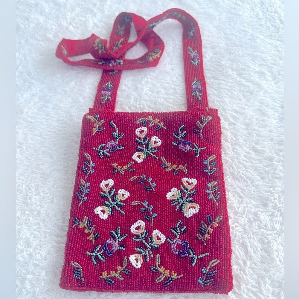 Saks Fifth Avenue Folio Collection Hand Beaded Bag Red Floral Glass Beads Tote